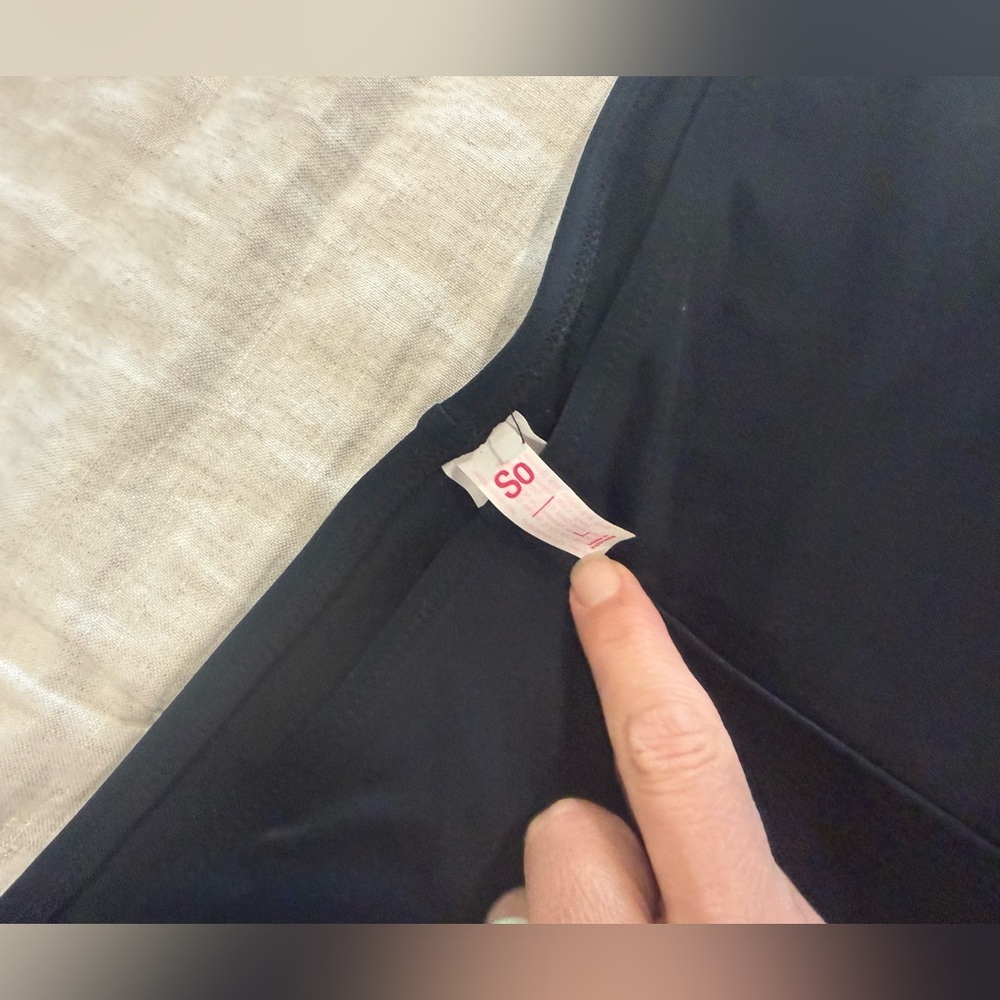 Black swim bottom